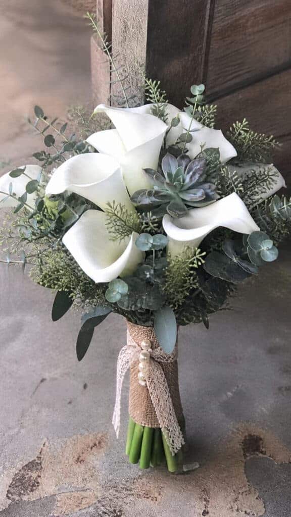Calla Lilies With Succulent Accents