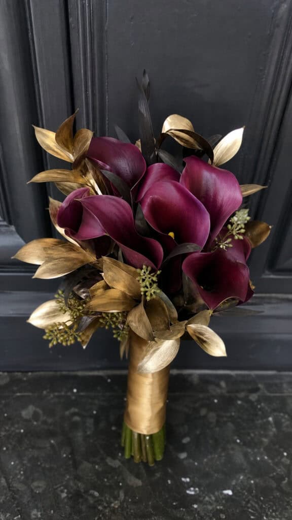 Plum Calla Lilies With Gold Leaves