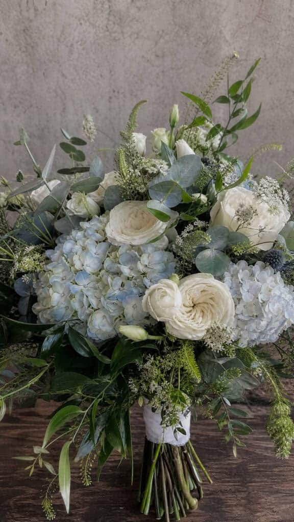 Hydrangea And Greenery Combinations For Natural Beauty