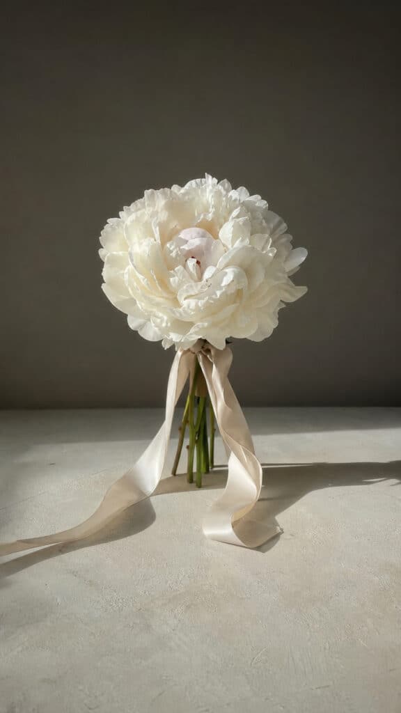 Minimalist Single-Stem Statement