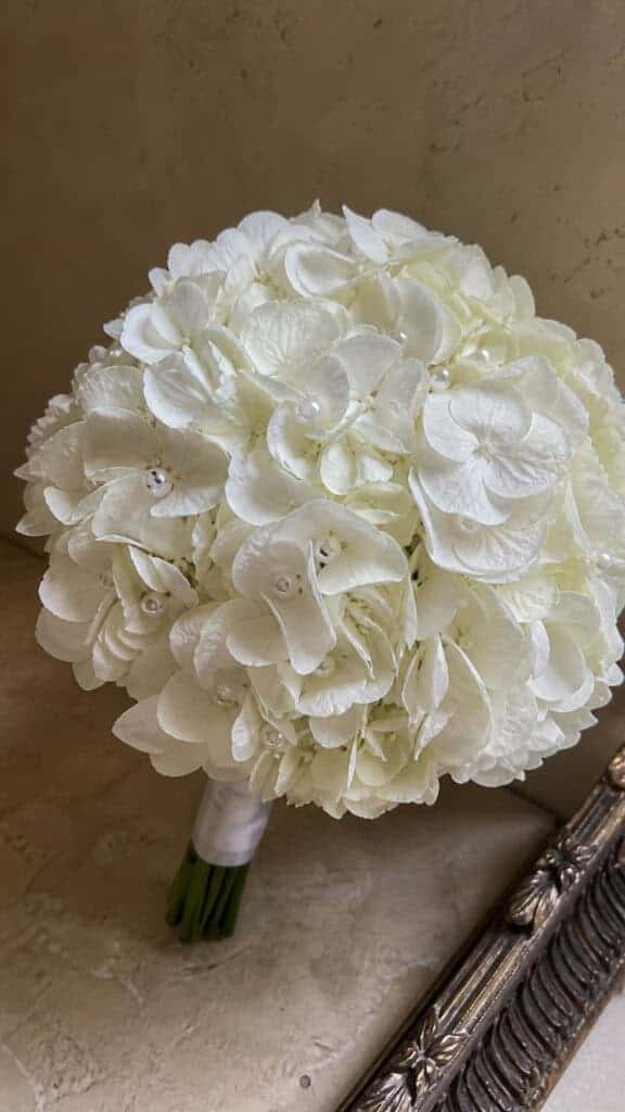 Hydrangea with Pearl Pin Accents