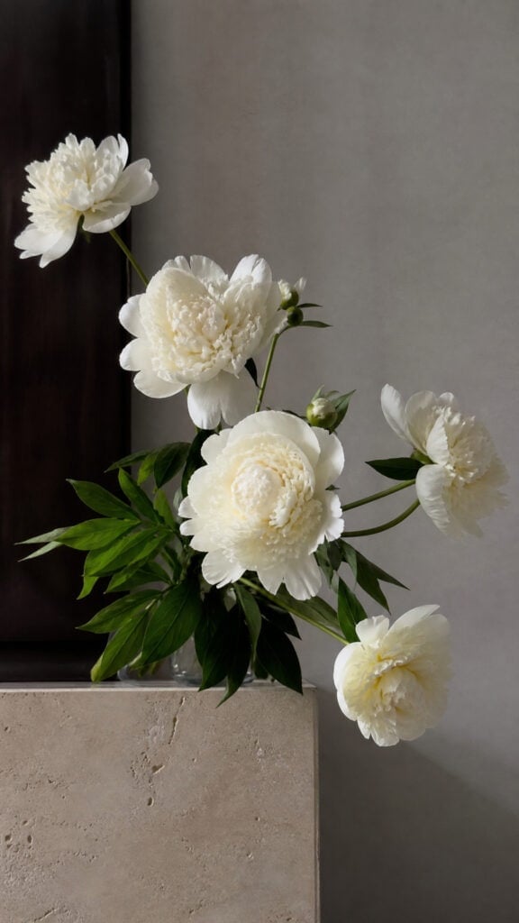 Asymmetrical White Peony Design