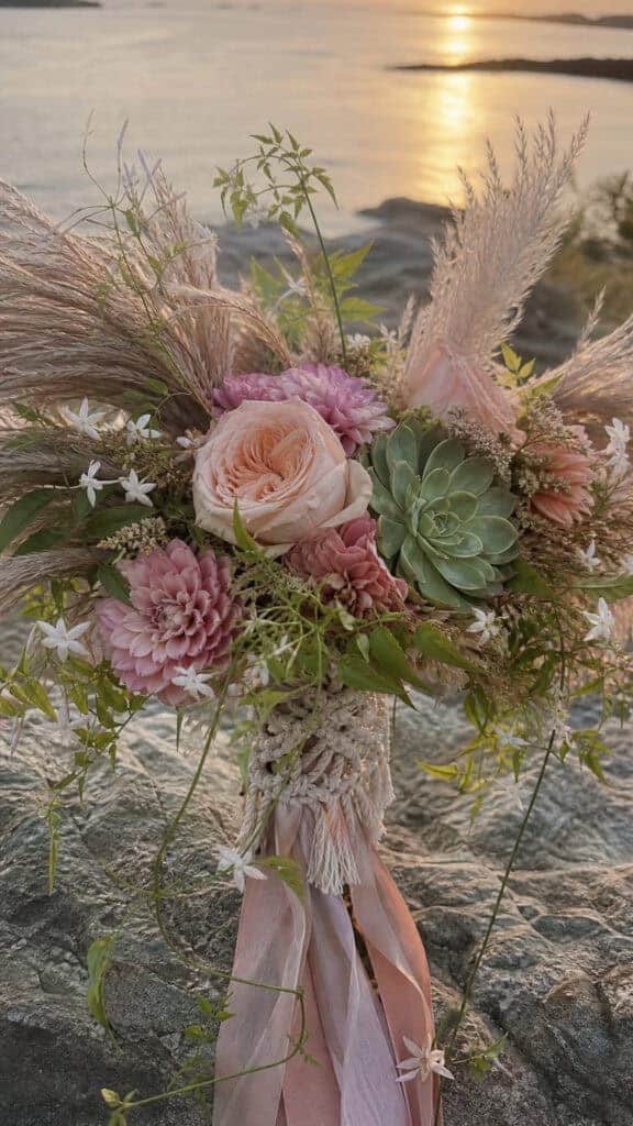 Boho and Romantic Garden-Inspired Bouquets