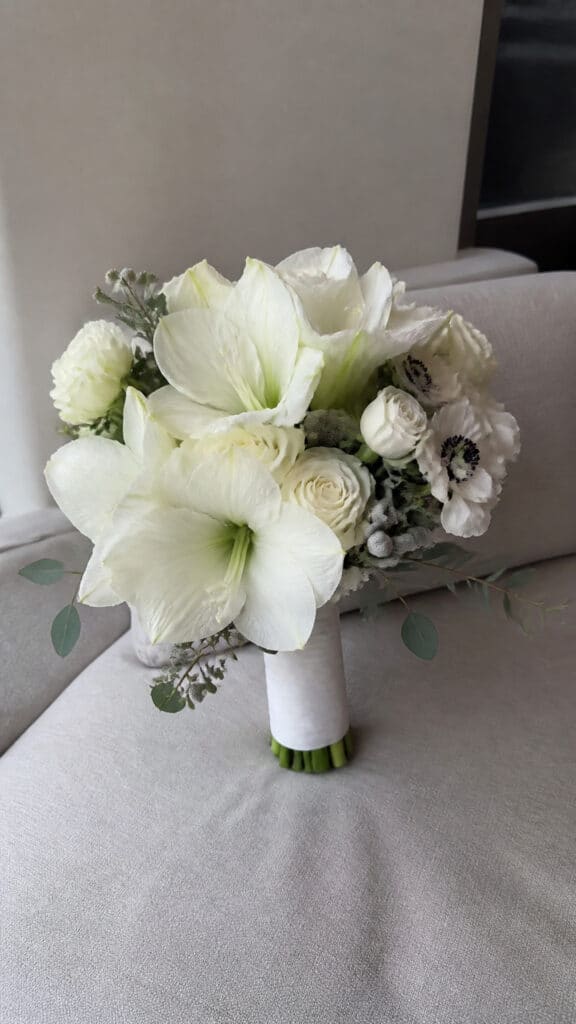 Snowy White Amaryllis Statement Bouquet
