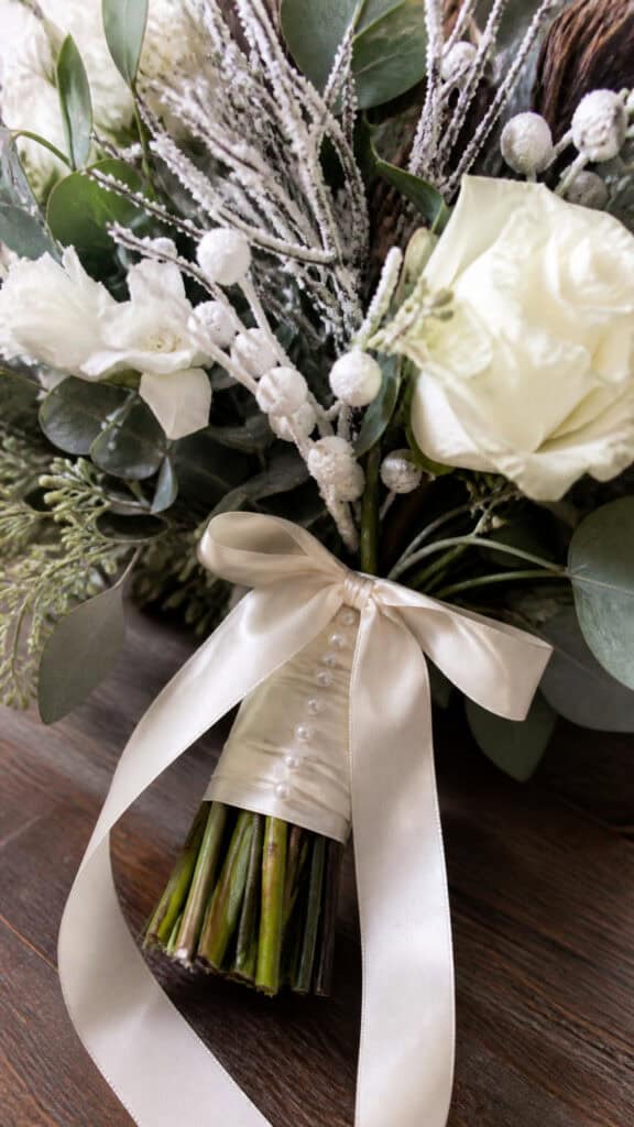 Wrapping and Finishing Your Bouquet