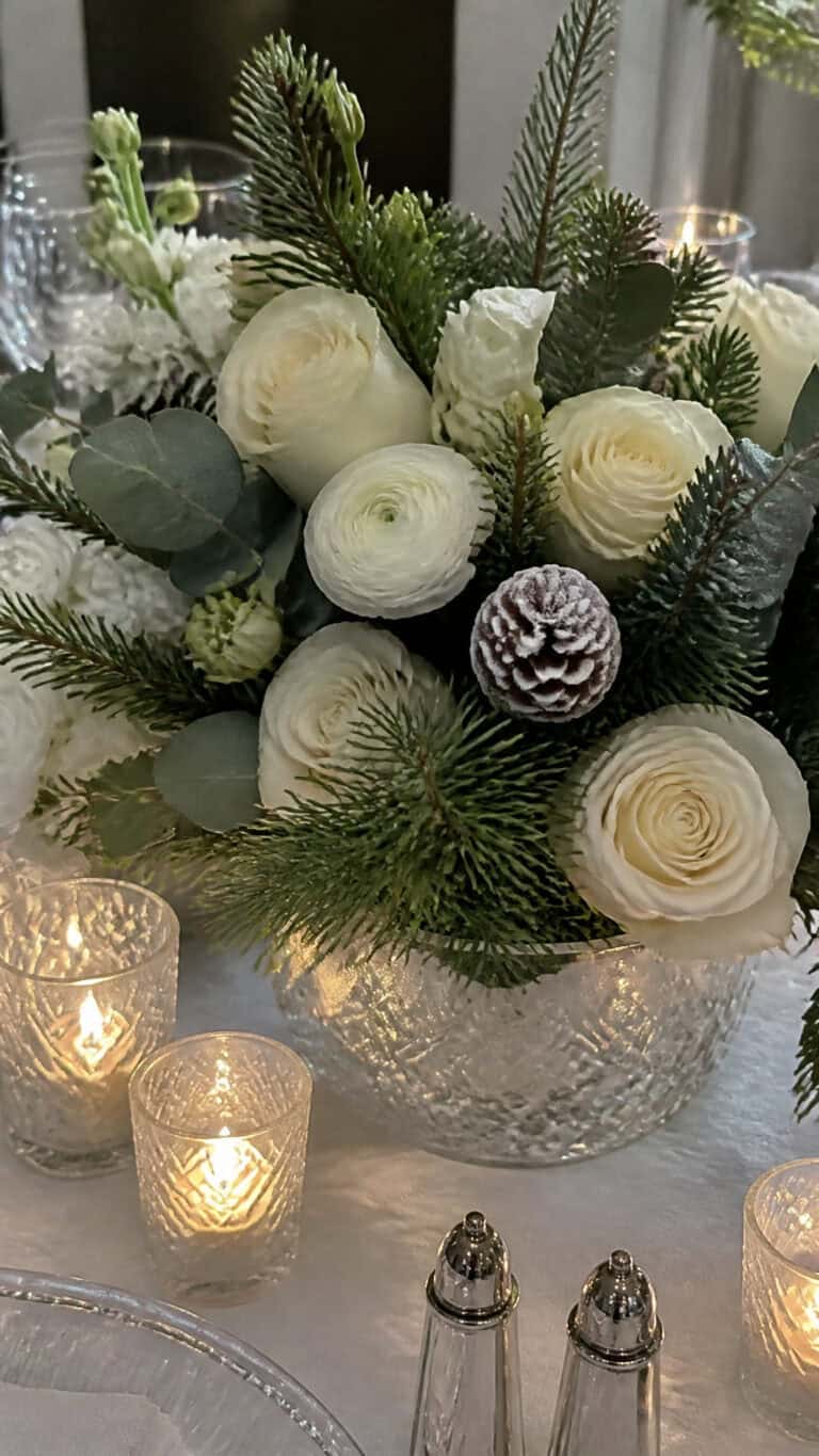 Why Green and White Christmas Wedding Flowers Never Go Out of Style