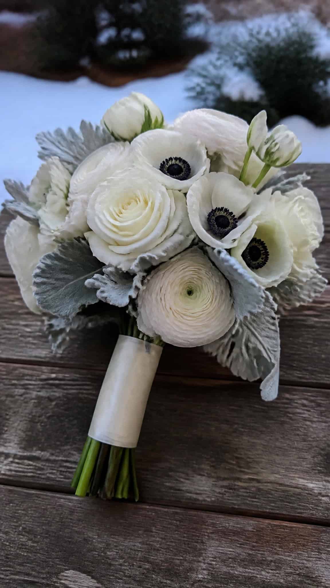 Elegant White and Cream Winter Blooms