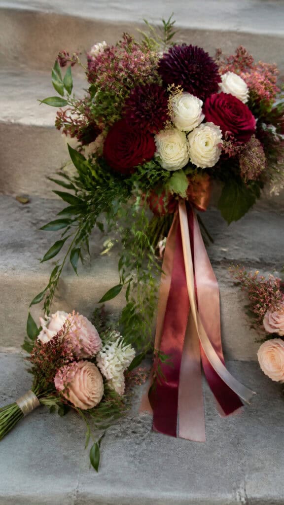Creating Stunning Bridal Party Flowers with Vintage Flair