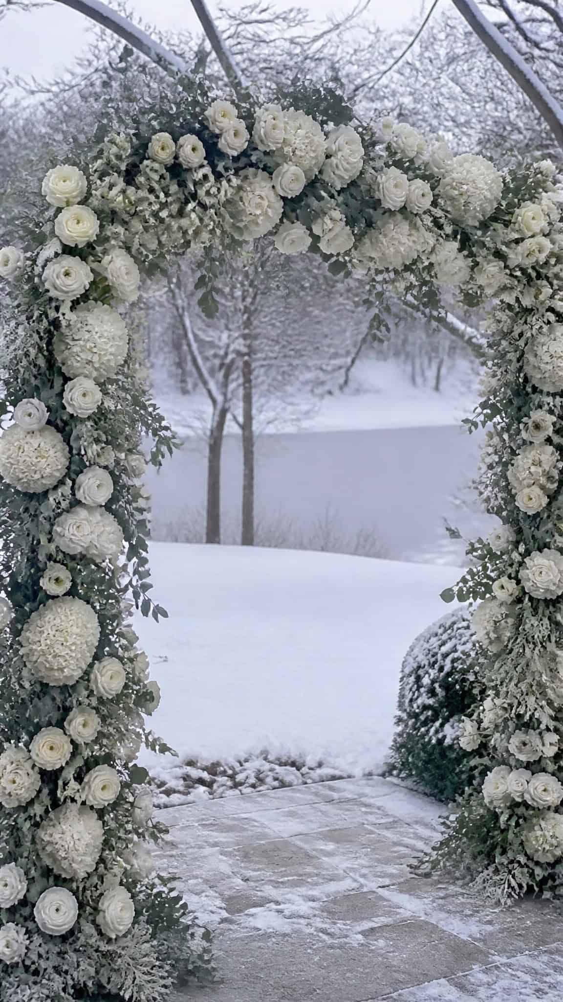Winter Wedding Arch Flowers for a Breathtaking Seasonal Ceremony