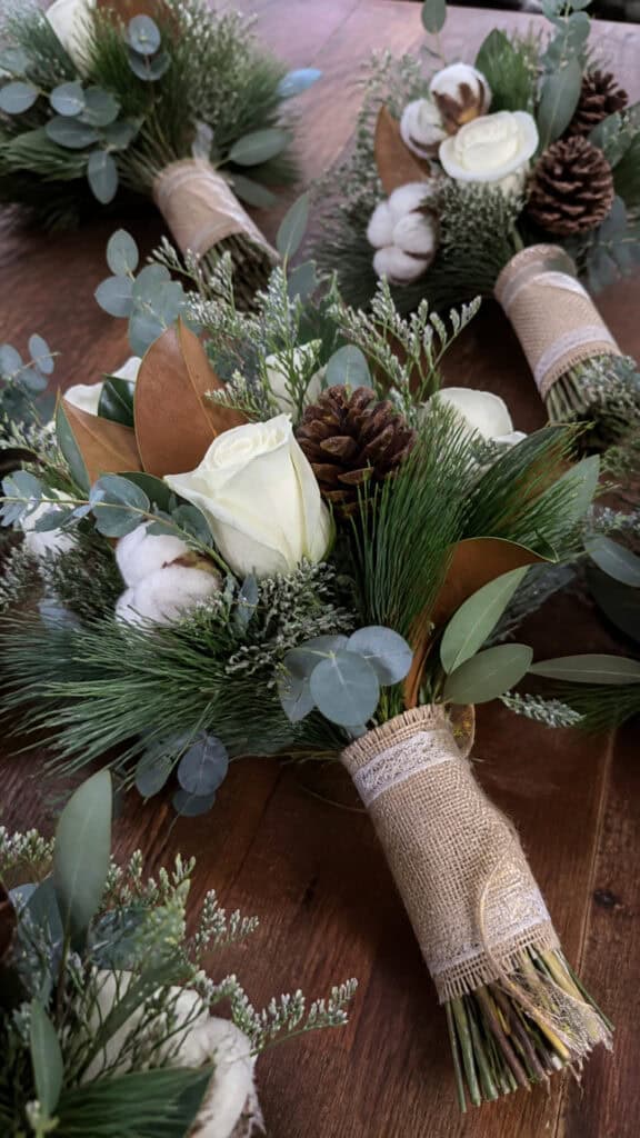 Rustic Winter Greenery with Natural Elements